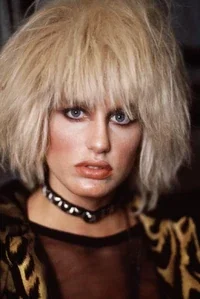 Pris Stratton