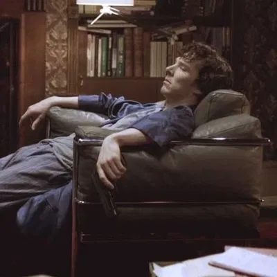 ★ sherlock holmes ; bored
