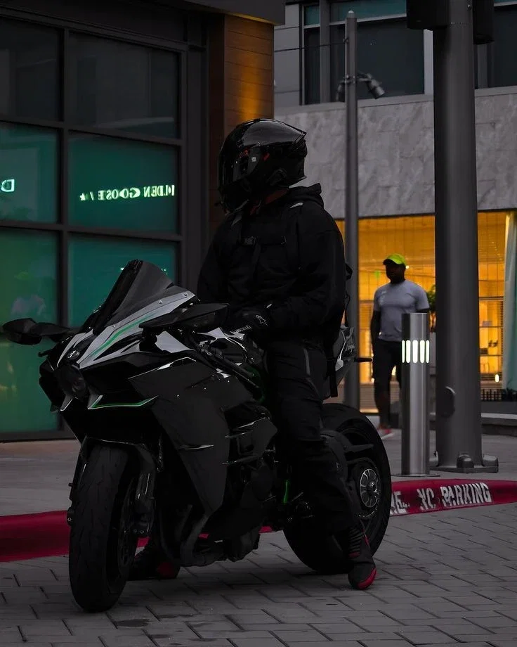 your biker best friend./alt