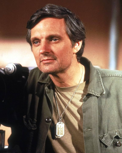 Hawkeye Pierce 