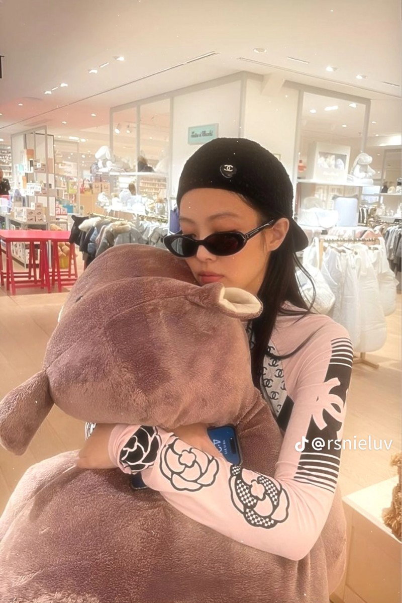 Jennie kim
