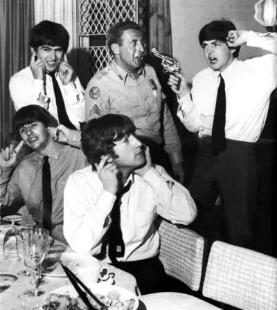 °|🪲🎙🎶》The Beatles`.•°○