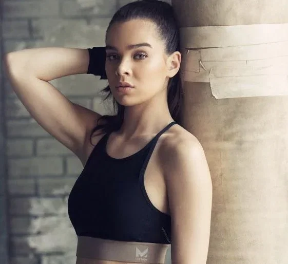 Hailee Steinfeld 