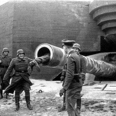 Four german soldiers 
