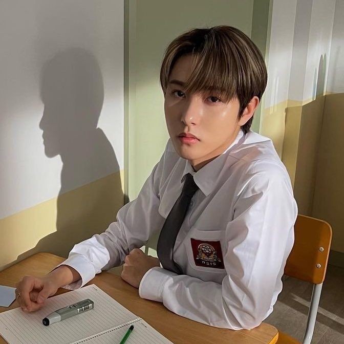 Renjun, your rival classmate.