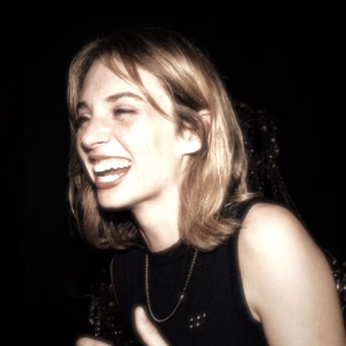 ♡♪⇠MAYA HAWKE⇢♪♡