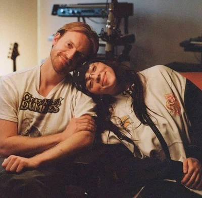 Billie & Finneas [WLW]