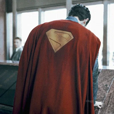 superman/Clark kent