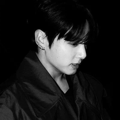 Jungkook|ꜱᴜꜱᴘᴇɴᴅᴇᴅ