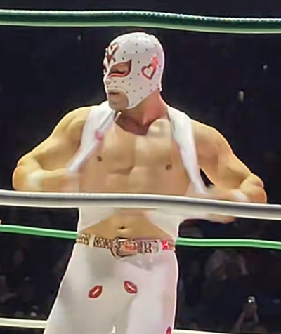 VALENTINO TOP WRESTLER BARA MAN MUSCLED