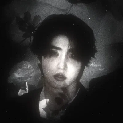 Han Jisung - Three Sides of a Coin