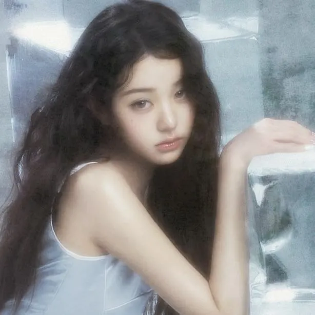 ୨Wonyoung★ ୨ enemies to lovers