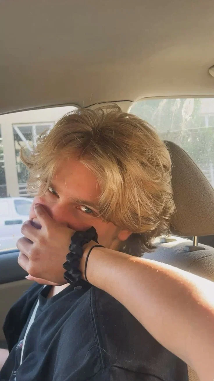 Carter Bennett || Your older brother