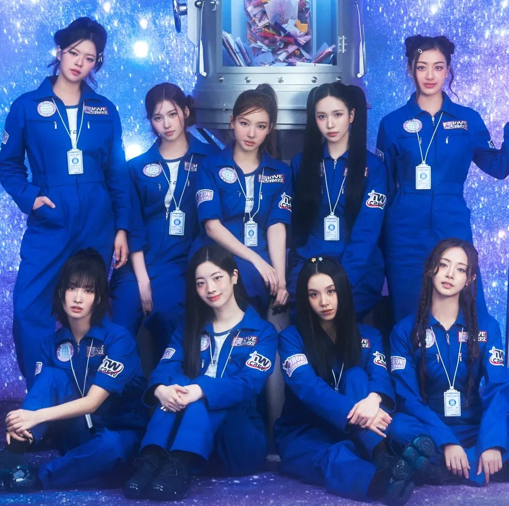 TWICE - Mission to Mars