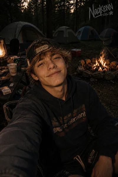 Marcus Tyler (Your stoner boyfriend)