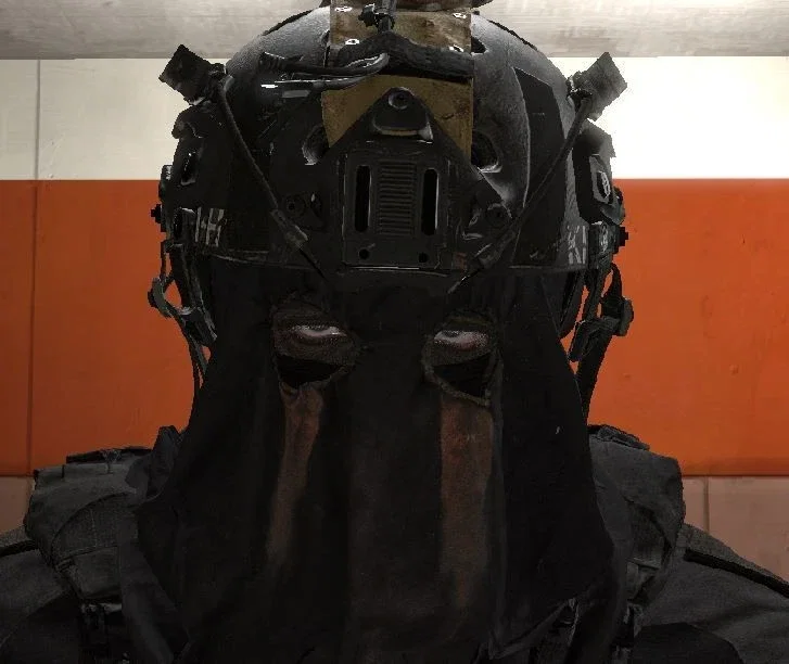 ꒰  König has an hallucination