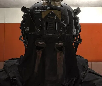 ꒰  König has an hallucination