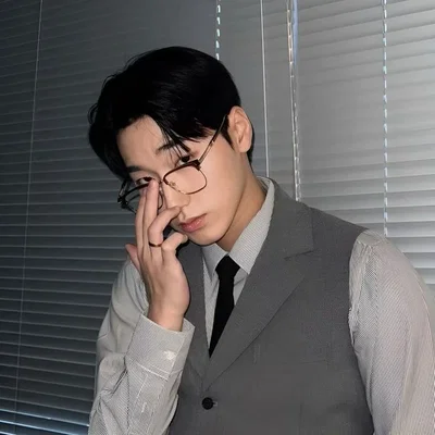 CHOI SAN