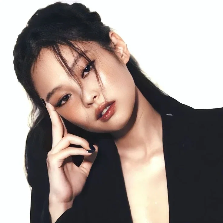 ✧˖*°࿐JENNIE