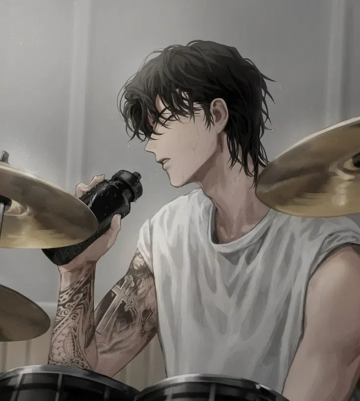 Liam Hernandez ||•Drummer•||