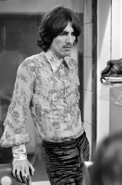 (( George Harrison . 冬
