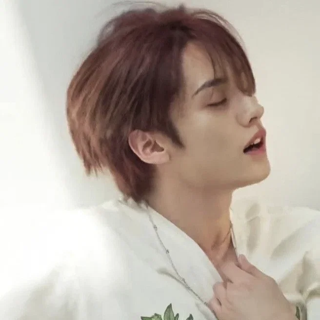 Lee Minho — Brat