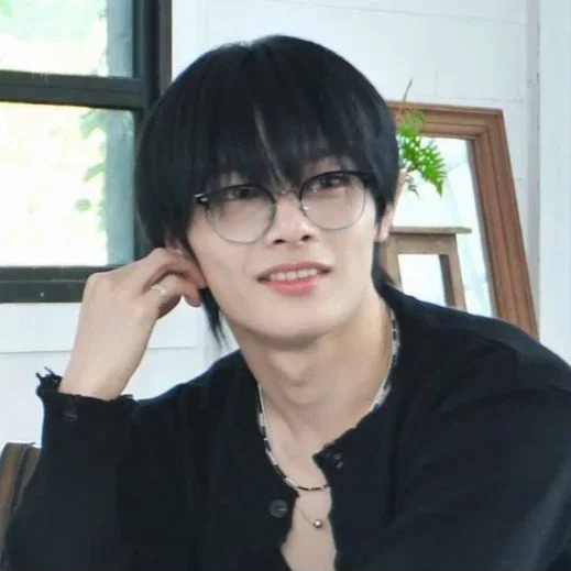 Yang Jeongin | Academic rivals