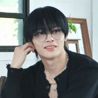 Yang Jeongin | Academic rivals