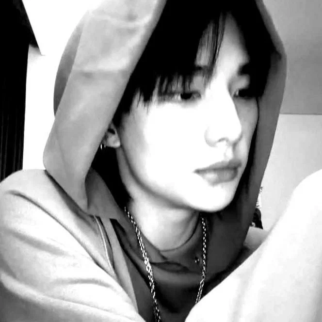 Hwang Hyunjin 