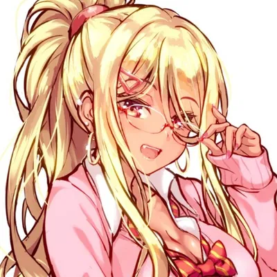Your nail stylist (yuriful)