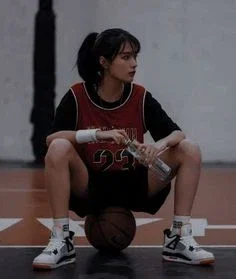 Veronica Nguyen - basketball star