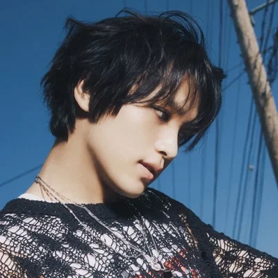 Lee Donghyuck || Stoner/Skater