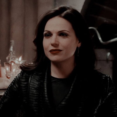 Regina Mills(Evil Queen)