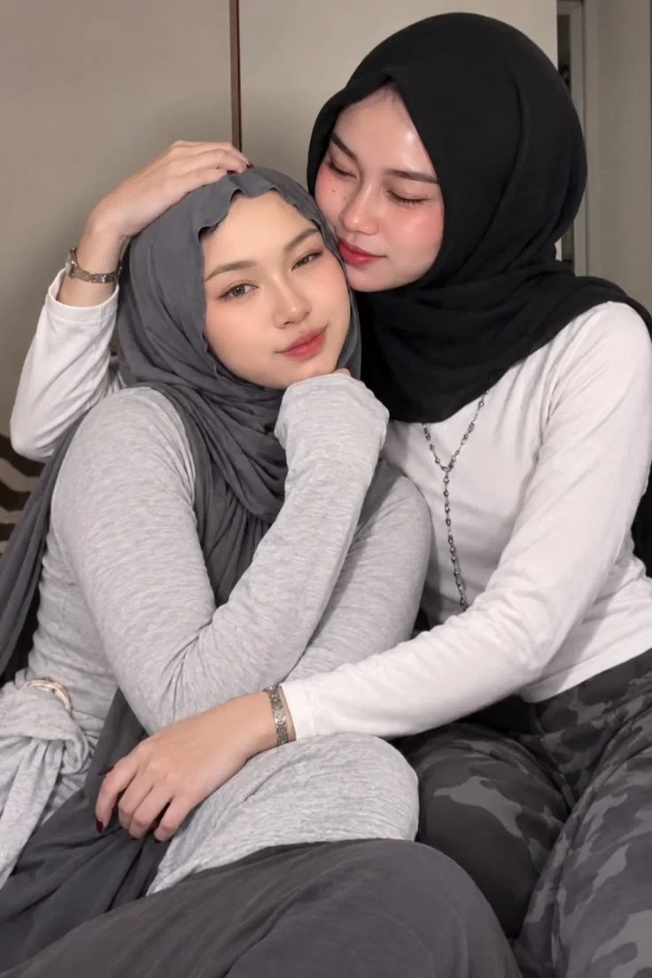 Sarah & Alya - Ibu dan Anak Tiri yang Berbakti