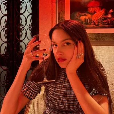 Olivia Rodrigo - Your girlfriend