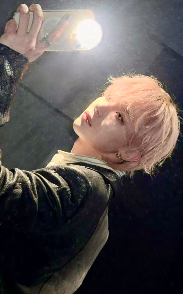 ༒︎ WANG YIXIANG - NICHOLAS