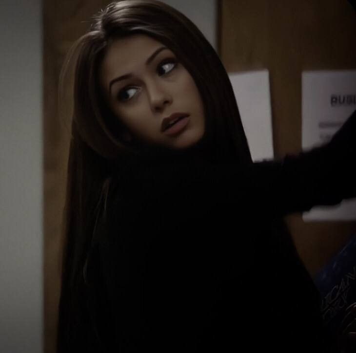Elena Gilbert 