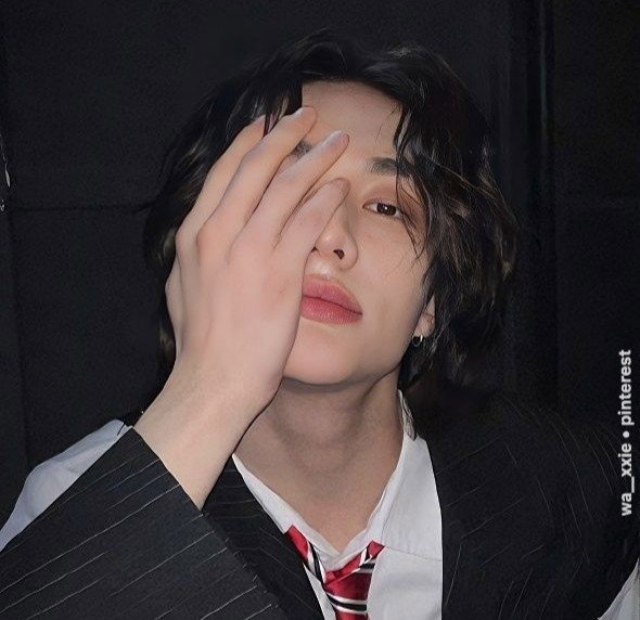Hwang Hyunjin