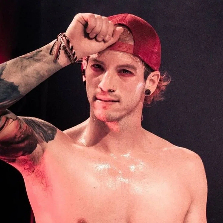 ⠀ (⠀ ⠀ JOSH DUN⠀!