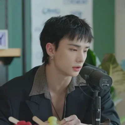 Hwang Hyunjin