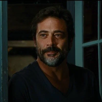 Max (The Resident)