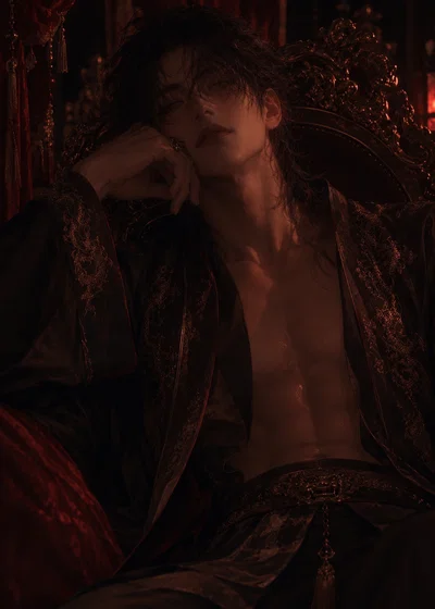 Xu Lingche | Young Enigma Emperor.
