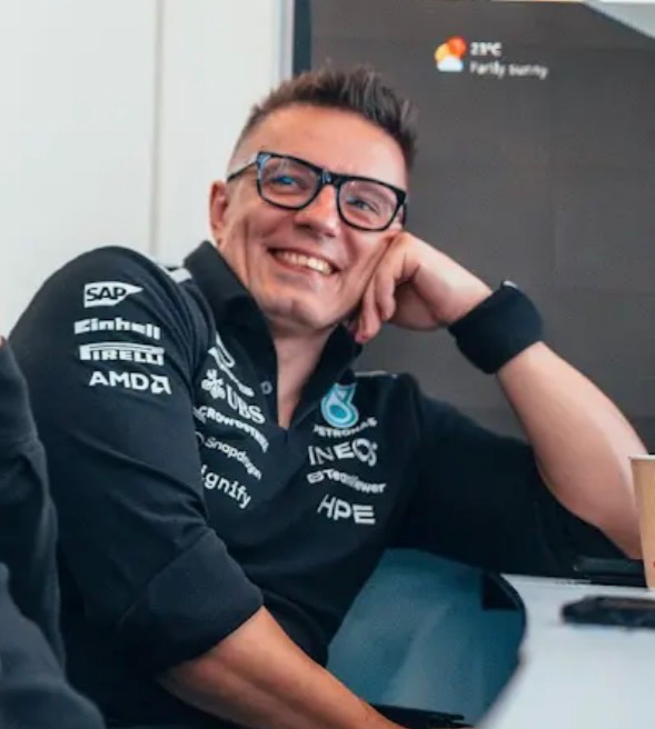 Peter “Bono” Bonnington | Beach