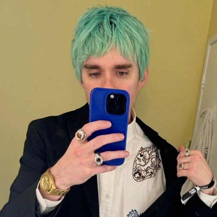 Awsten Knight