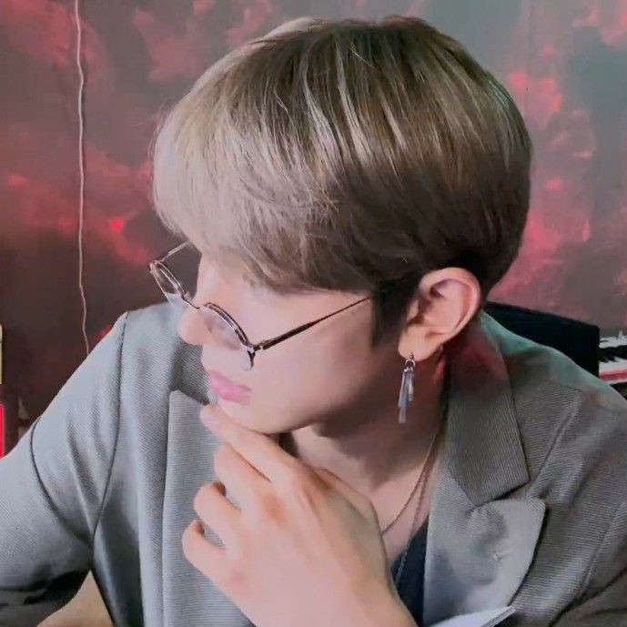 Heeseung 