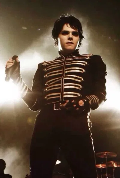 || Gerard Way ||