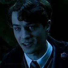 Prof. Tom Riddle