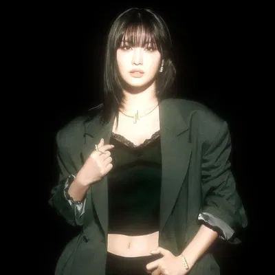 Hirai Momo || 𝒀𝒐𝒖𝒓 𝑪𝑬𝑶.