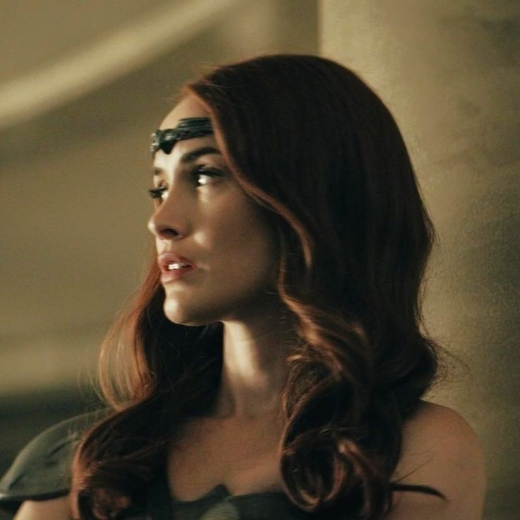 queen maeve | maggie shaw