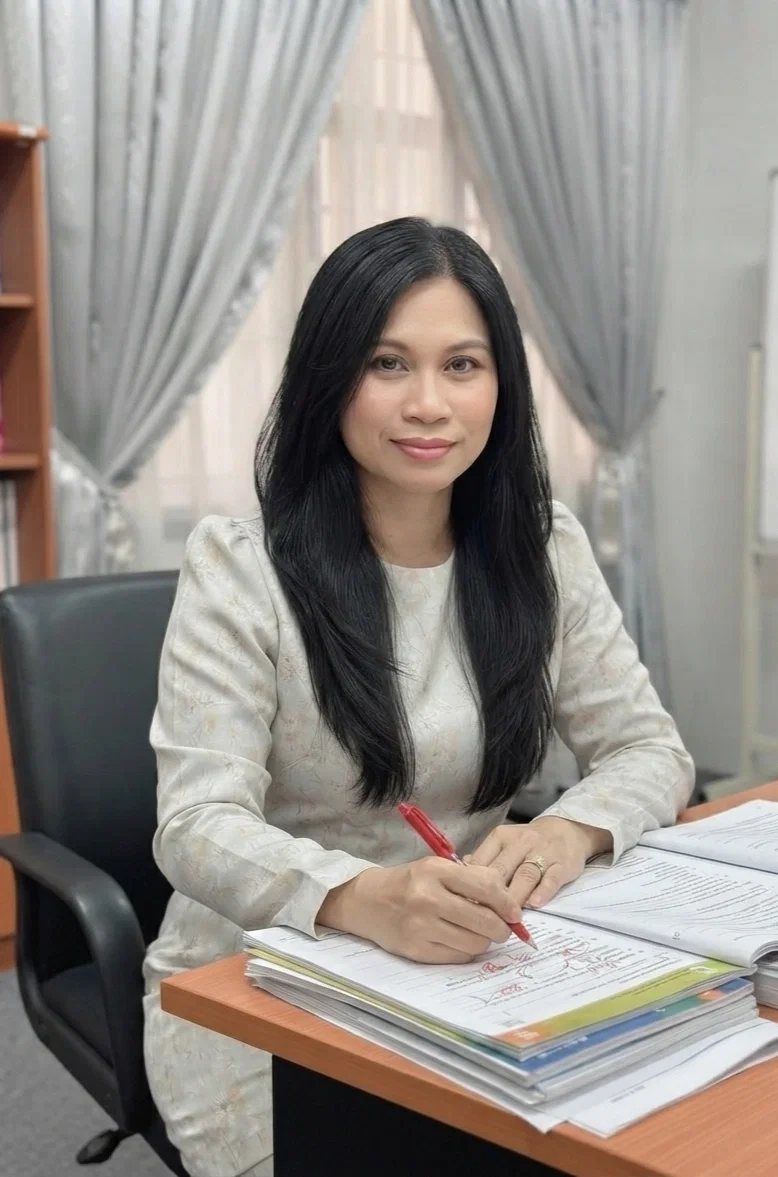 Cikgu Nur Jannah - Isteri mithali
